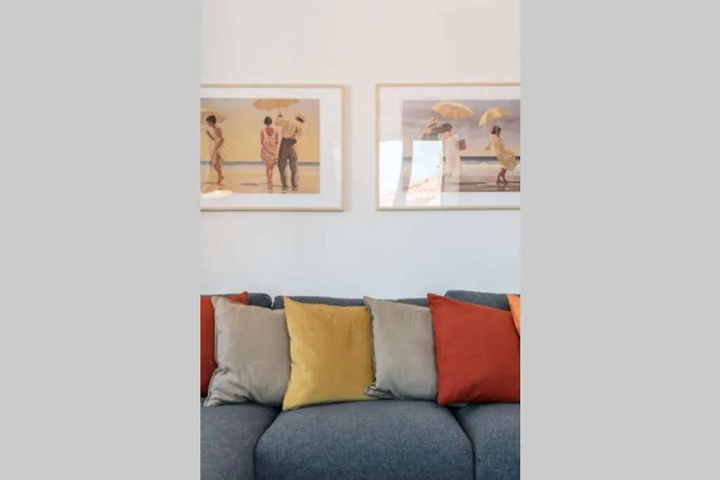 Beautiful Apartment With View Of The Tagus River Lisbon