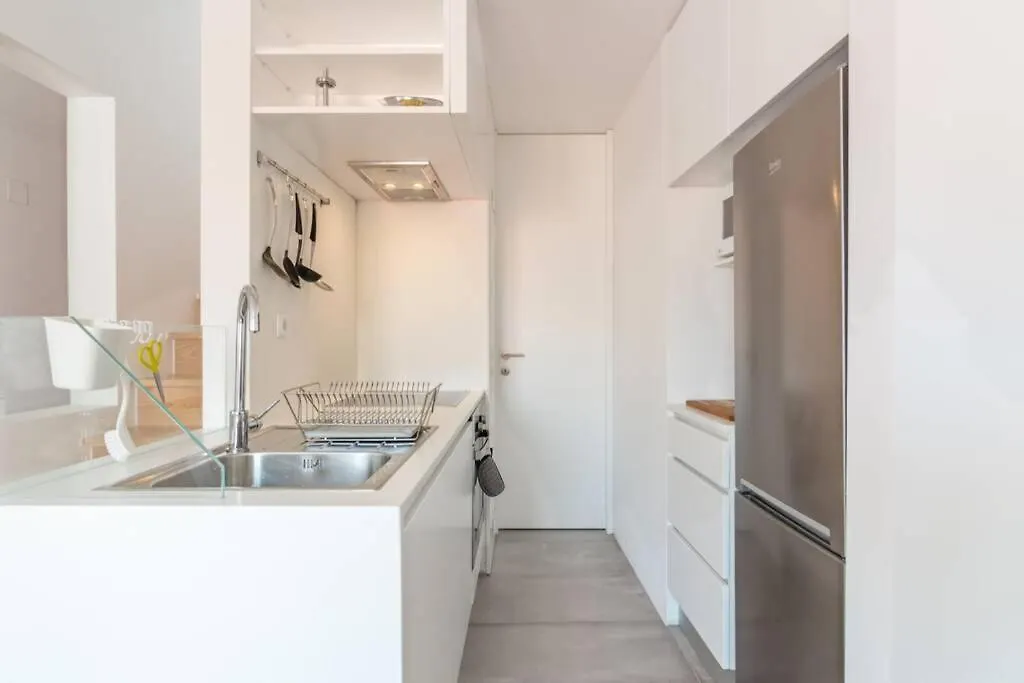 Beautiful Apartment With View Of The Tagus River Lisbon